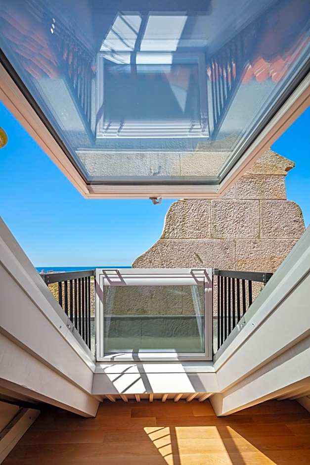 The Lince Santa Clara