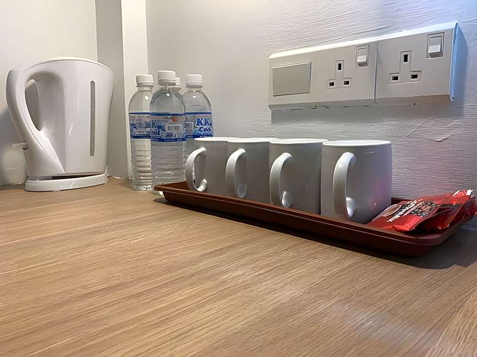 THE DAILY HOTEL