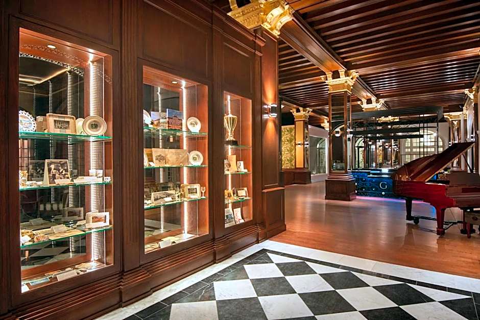 Grand Galvez Resort, Autograph Collection