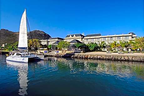 Le Suffren Hotel & Marina