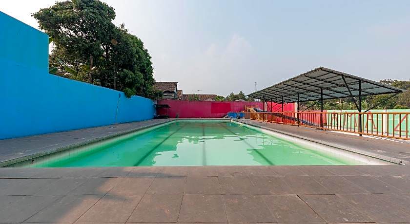 RedDoorz Syariah @ Cibadak Sukabumi