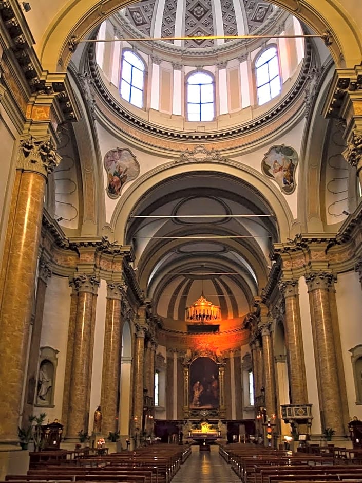 Villa House and Garden B&B