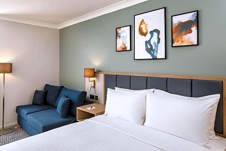 Delta Hotels by Marriott Milton Keynes