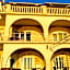 Beautiful apartment for two persons with sea view in Trogir near the beach