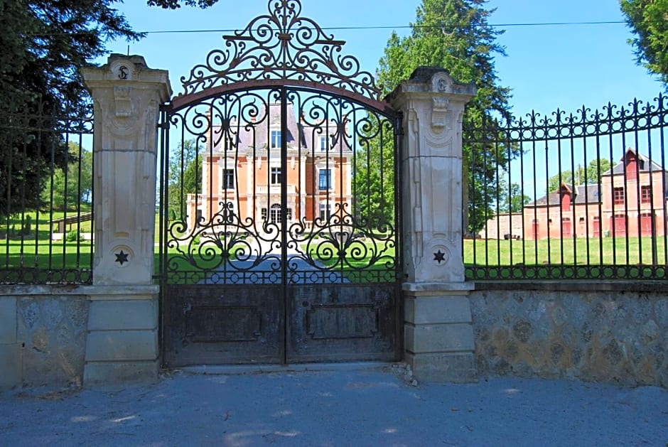 Chateau Sourliavoux, appartement en chambres d'hôtes