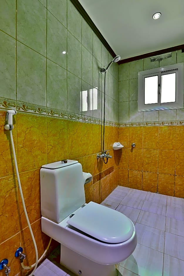 OYO 273 Star Yanbu Hotel Suites