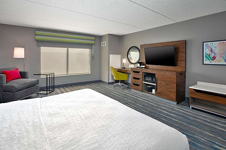 Hampton Inn By Hilton & Suites Cleveland-Beachwood