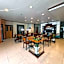 [ACTIVE] Fuente Oro Business Suites