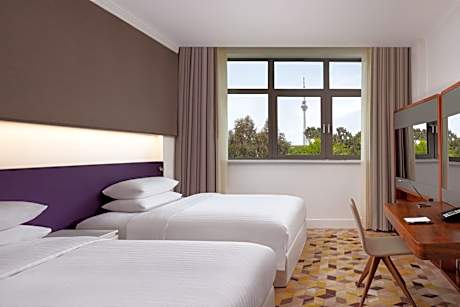 Guest room with 2 Twin/Single Bed(s), Garden view