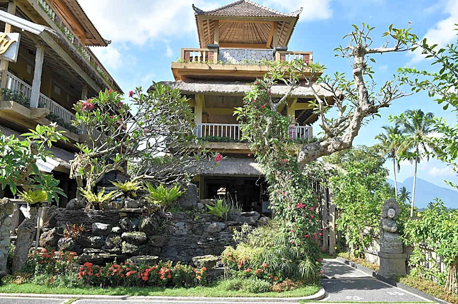 Uma Shanty Near to Lempuyang