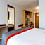Holiday Inn Express Perth By IHG