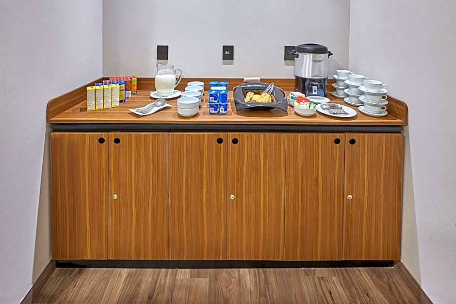 City Suites Silao Aeropuerto