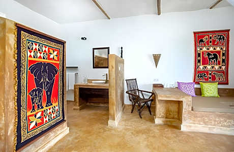 Standard Partial Sea View Room