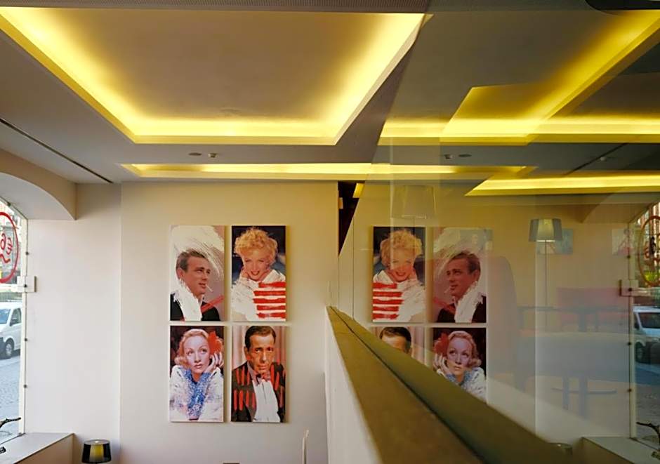 Moov Hotel Porto Centro