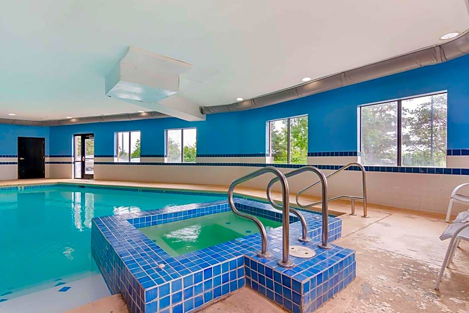 Best Western Plus Olathe Hotel & Suites