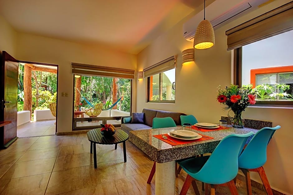 Riviera Maya Suites