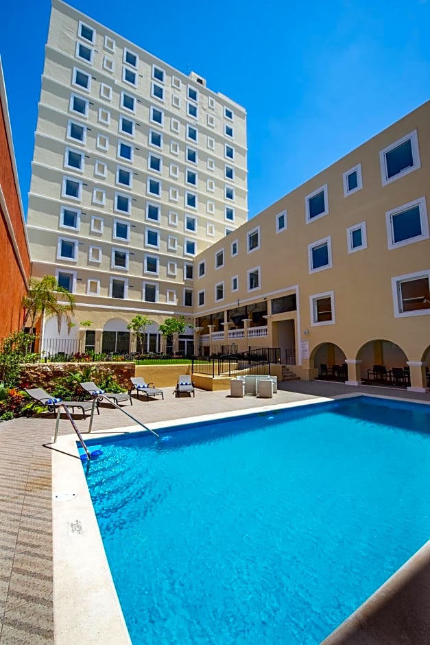 Holiday Inn Express Merida Centro By IHG