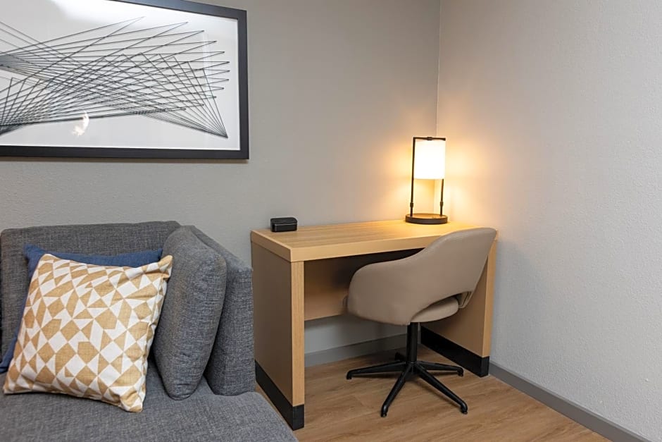 Hyatt Place Atlanta Alpharetta North Point Mall