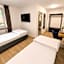 Moes Hotel