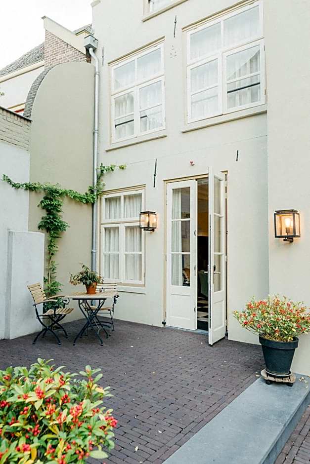 Uylenhof Hotel