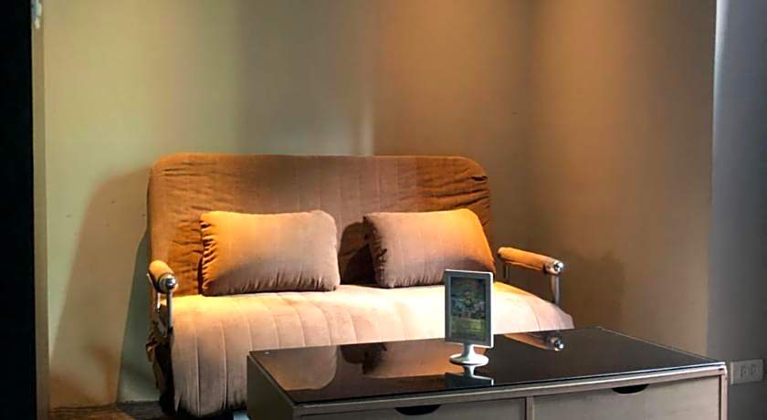 Kiwi Express Hotel – Jiuru