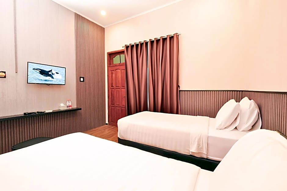 Berlian Abadi Hotel by Sinergi