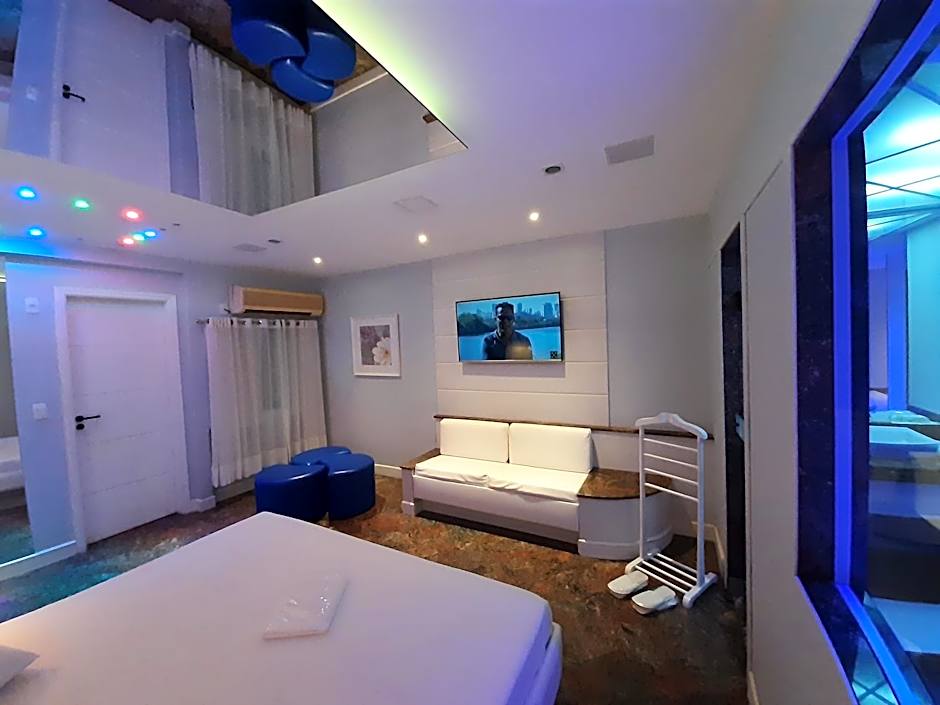 BAMBINA HOTEL -Adultos Somente