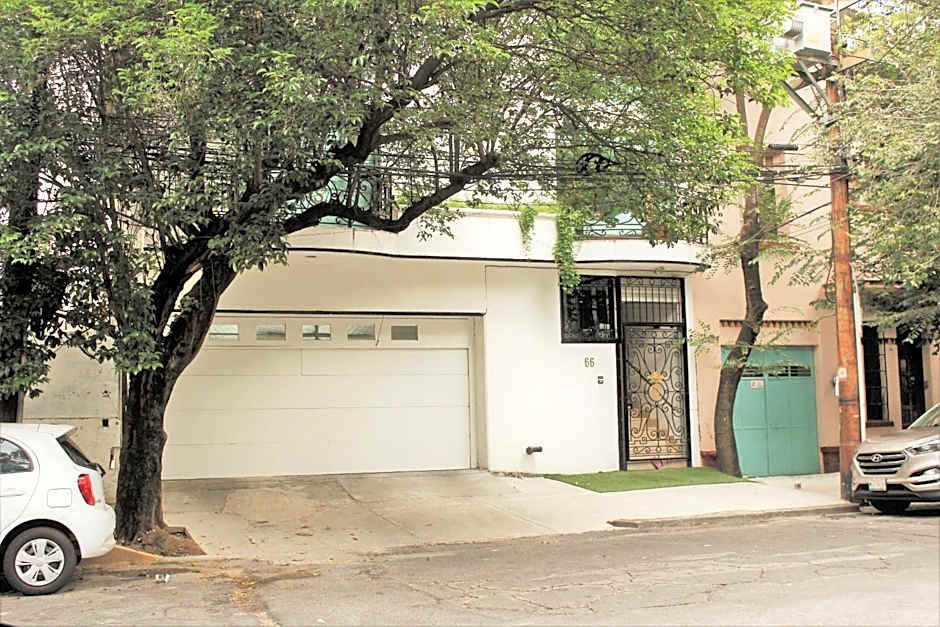 Condesa Suites