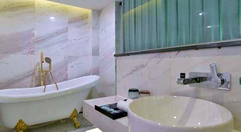 Xana Hotelle Wuhan Lingjiao Lake Wanda Plaza Branch