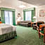 La Quinta Inn & Suites by Wyndham Indianapolis Airport Lynhurst