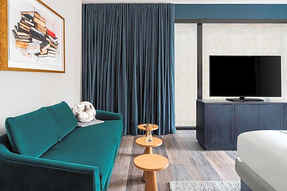 The Oaklander Hotel, Autograph Collection by Marriott