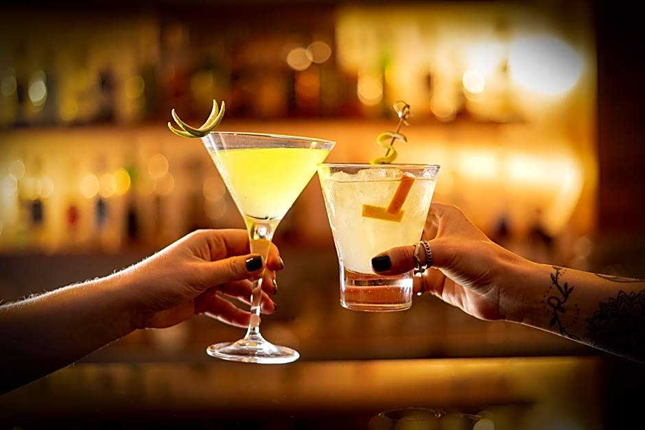 Almenat Embu das Artes Sao Paulo, Tapestry Collect