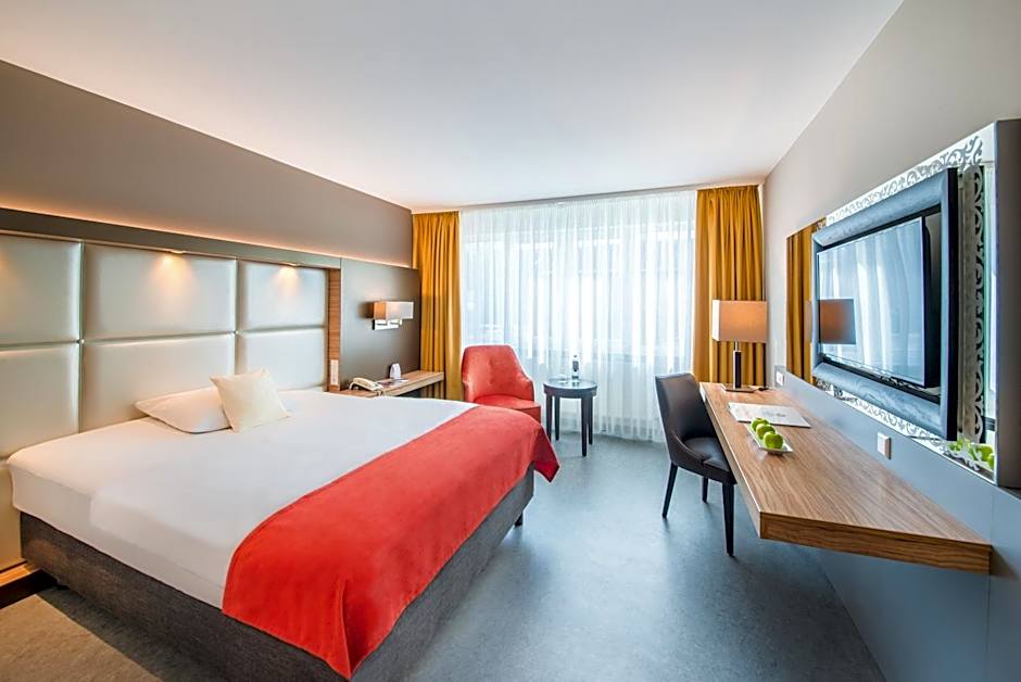 Best Western Plus Delta Park Hotel