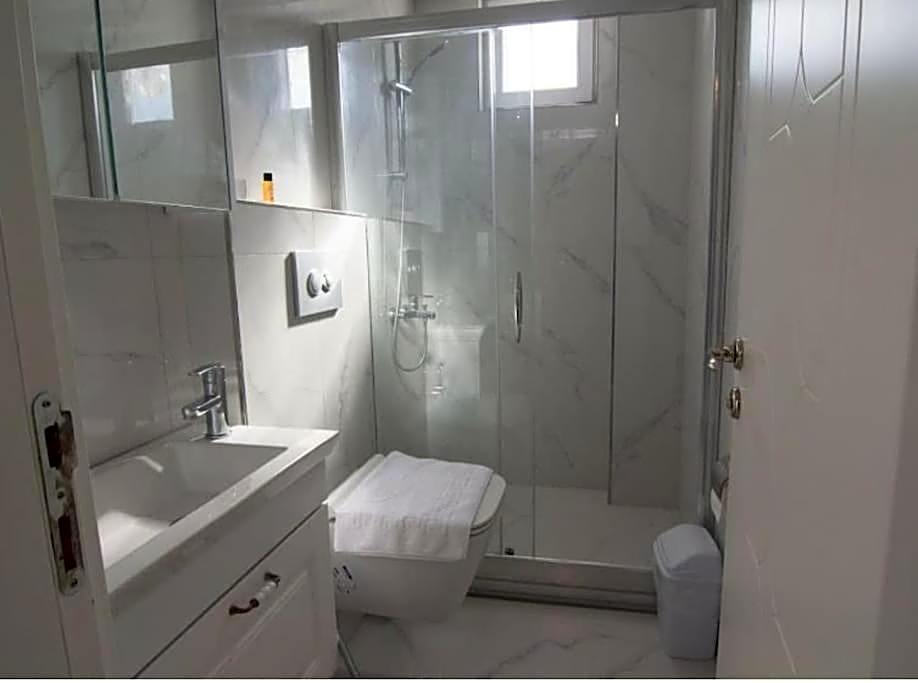 10m lake walk family frindes villa