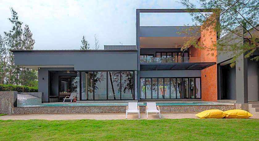 Emmarin Villa