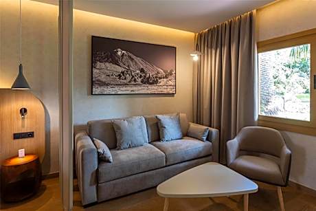 Junior Suite - Balcony