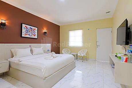 Hotel 78 Parapat Mitra RedDoorz