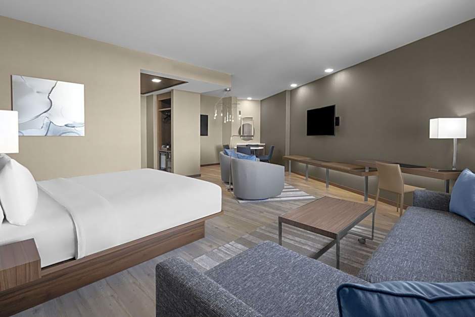 AC Hotel by Marriott Charlotte Ballantyne