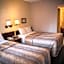 Langley Hwy Hotel