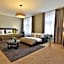 James Hotel & Apartments