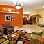 La Quinta Inn & Suites by Wyndham Woodburn