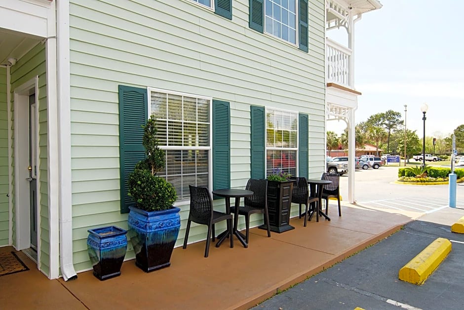 Key West Inn - Fairhope
