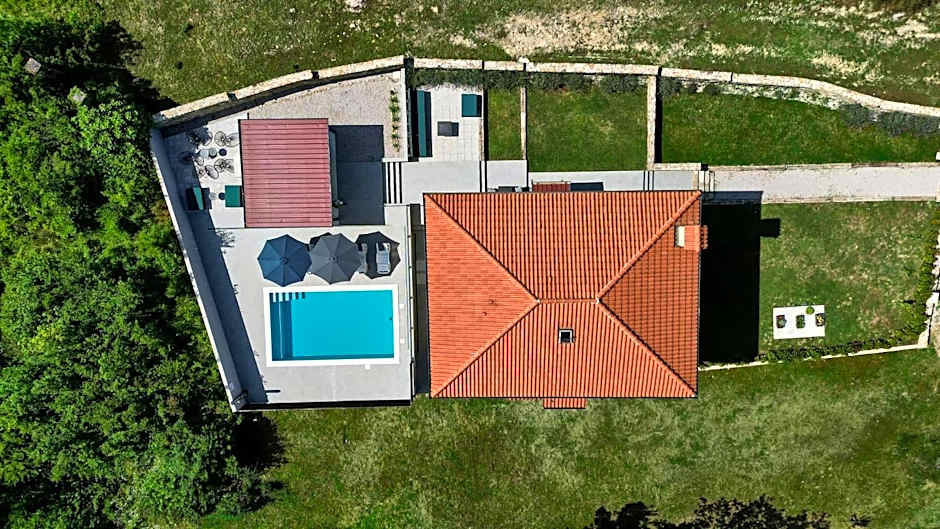 Villa Telma in Kostrčani - Haus für 8-10 Personen