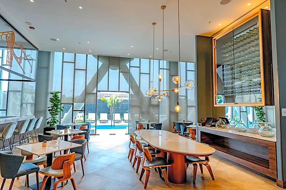 Courtyard by Marriott Santiago Airport