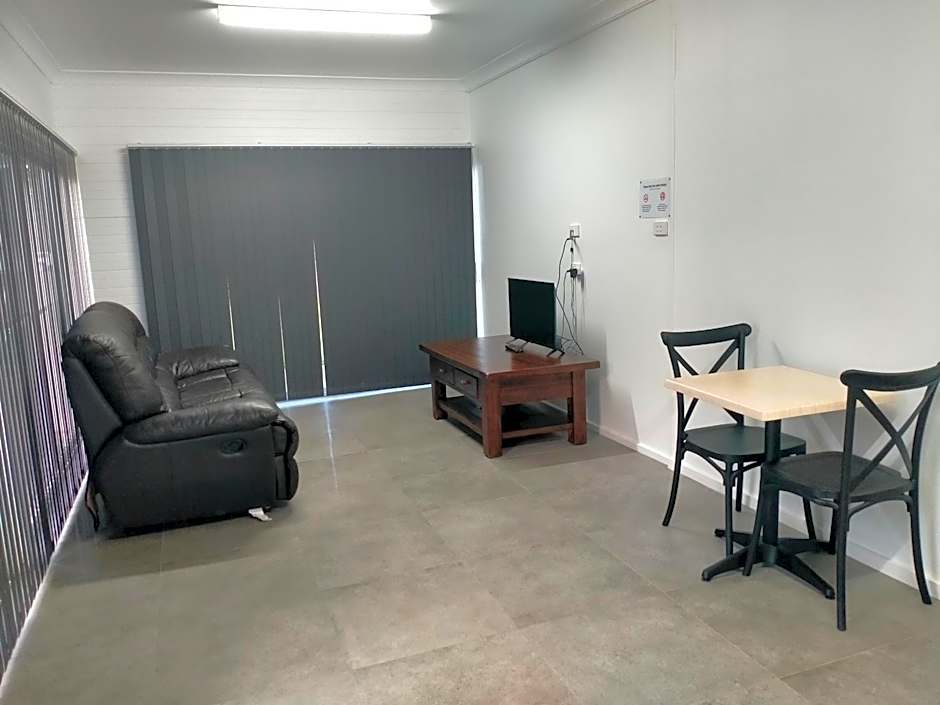 Australian Motor Home Tourist Park Twelve Mile Creek