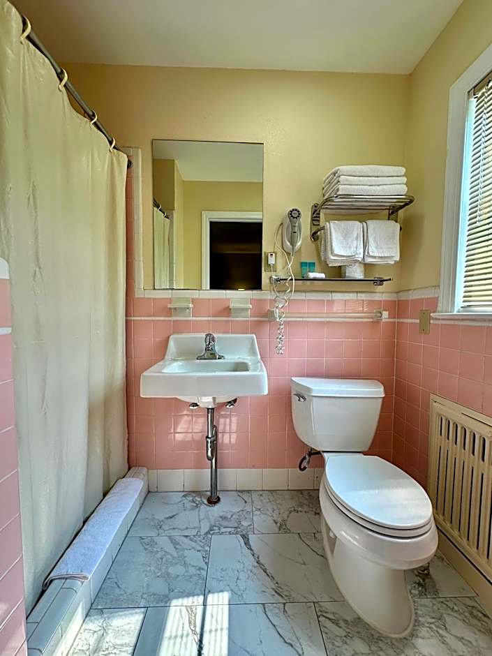 Sea Girt Lodge