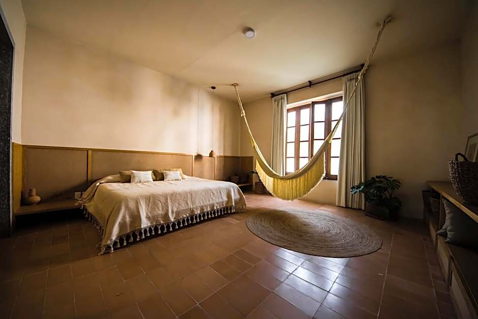 Casa Montore by Barrio Mexico