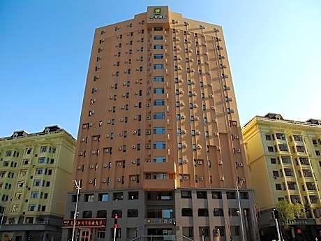 Queen Room with View