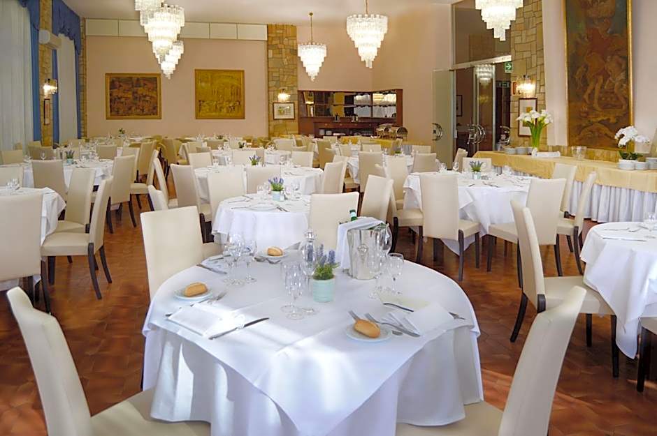 Ambasciatori Palace