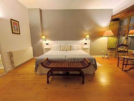 Twin Room with Balcony